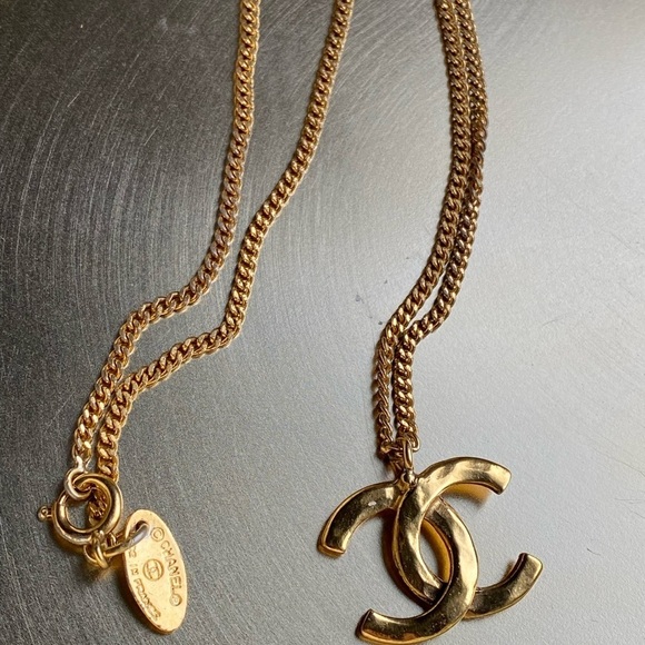 Certified Authentic vintage Chanel necklace - Picture 5 of 16